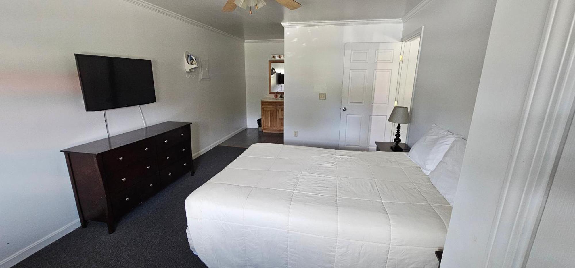 Beverly Hills Inn Aberdeen Екстериор снимка
